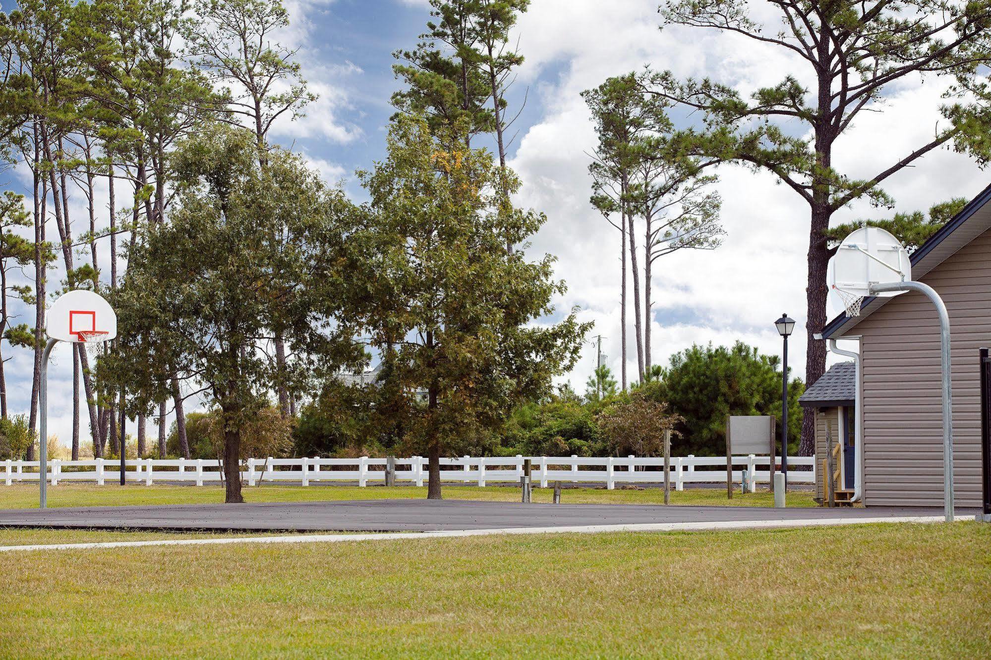 New Point Rv Resort Buitenkant foto